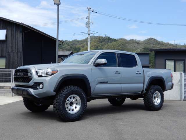 Toyota Tacoma 11