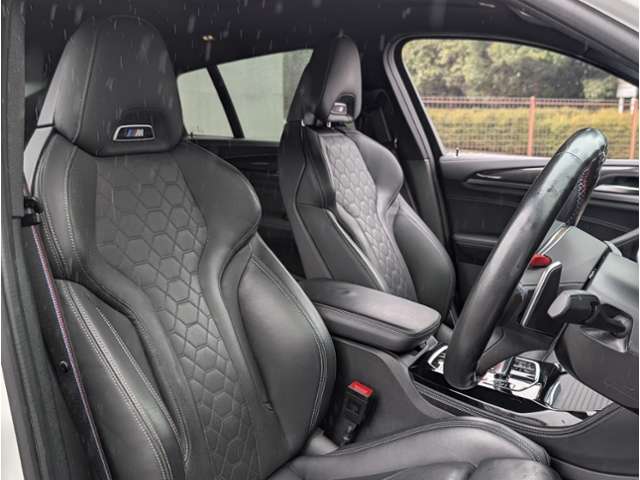 BMW X4 M 11