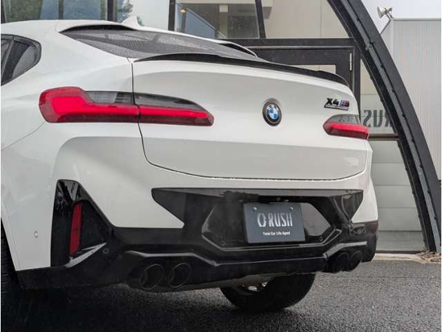 BMW X4 M 9