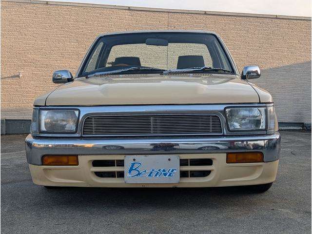 Toyota Hilux 4