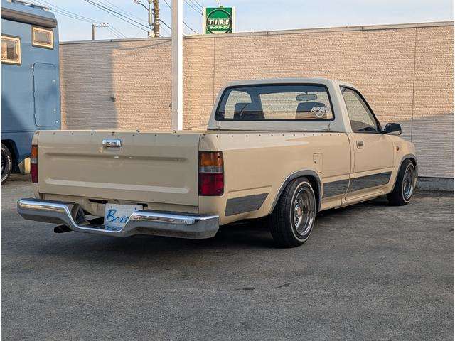 Toyota Hilux 10