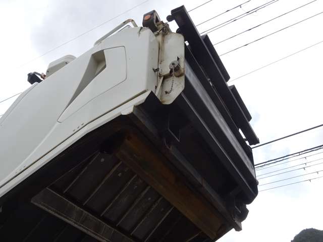 Hino Ranger 12