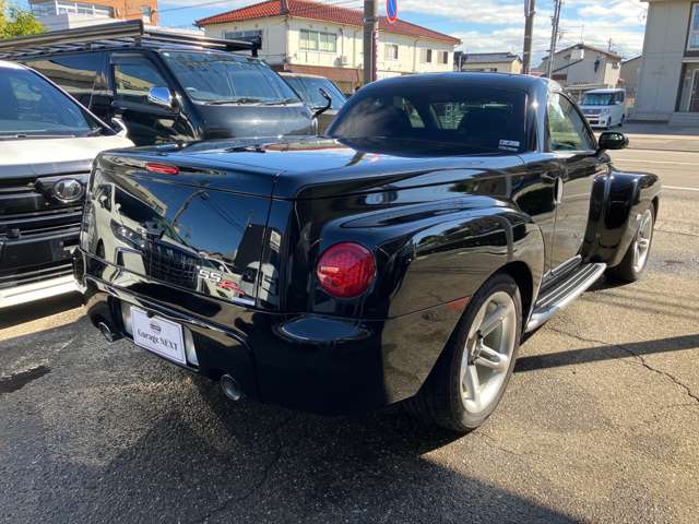Chevrolet SSR 4