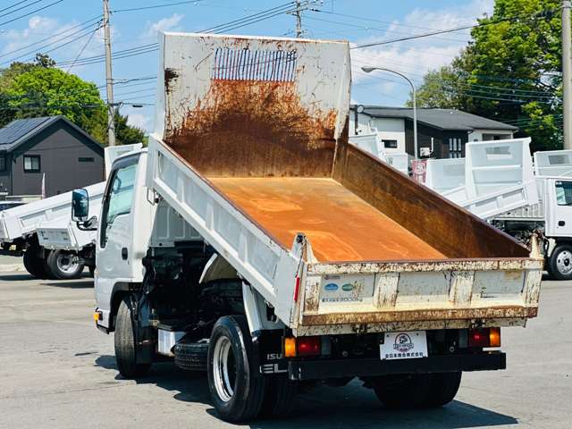 Isuzu Elf 10