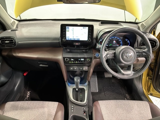 Toyota Yaris Cross 8