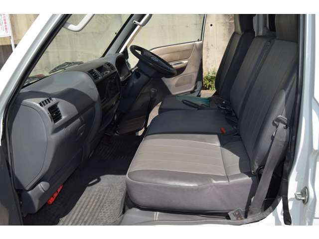 Mazda Bongo Truck 7