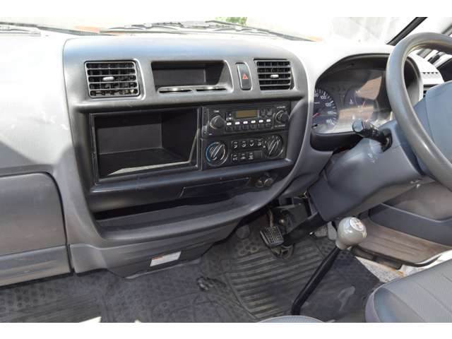 Mazda Bongo Truck 8