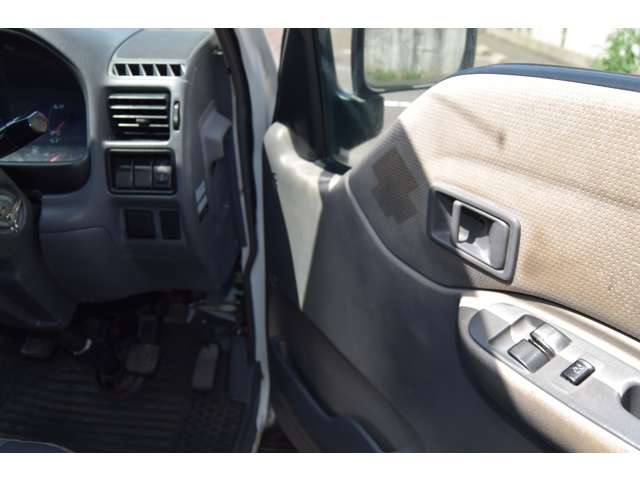 Mazda Bongo Truck 10