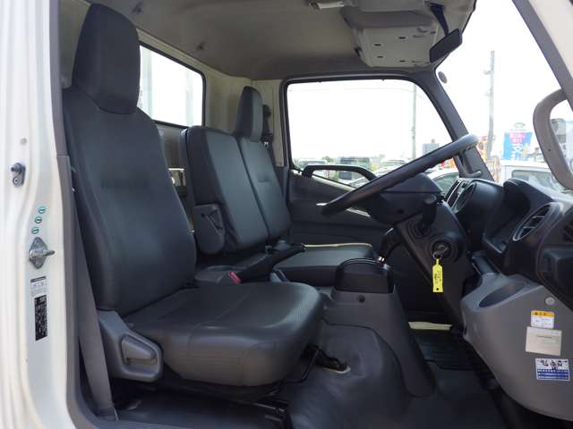 Hino Dutro 10