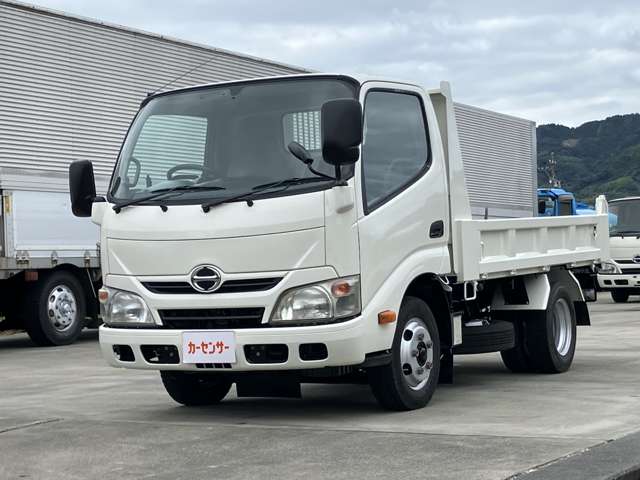 Hino Dutro 9