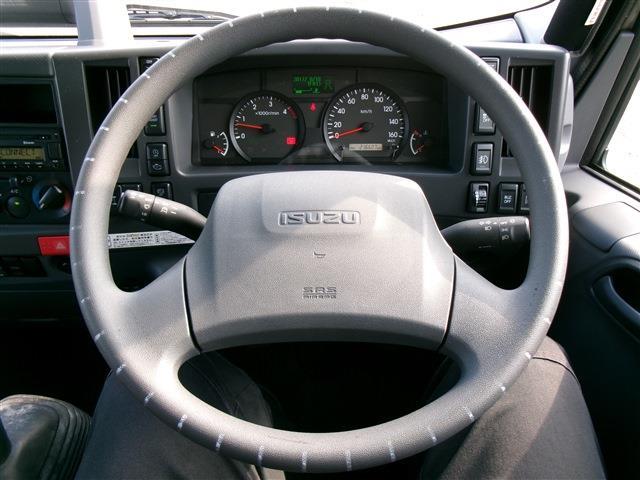 Isuzu Elf 6