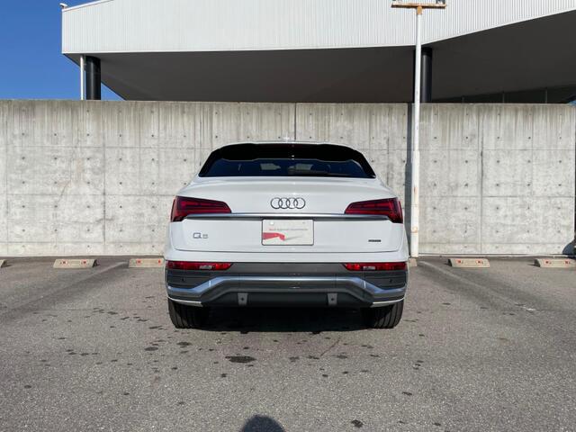 Audi Q5 Sportback 5