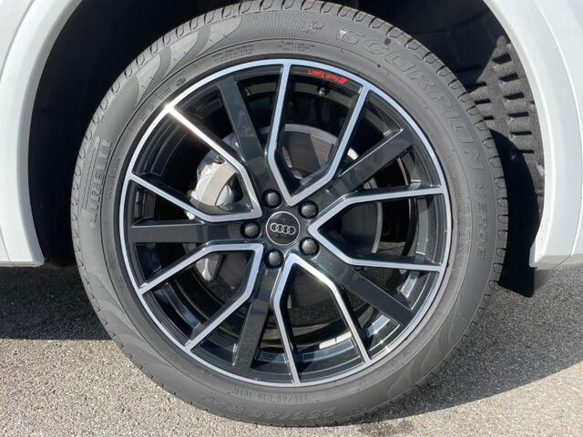 Audi Q5 Sportback 7