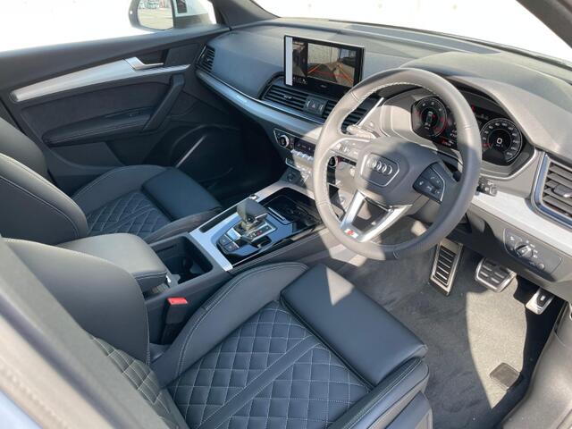 Audi Q5 Sportback 8