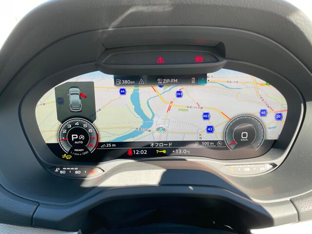 Audi Q2 6