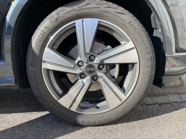Audi Q2 7