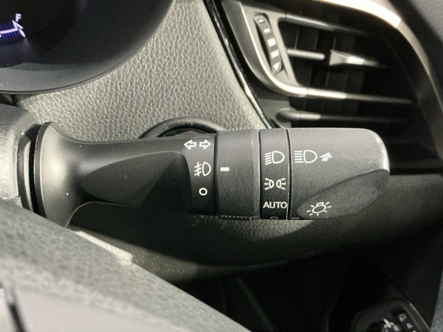 Toyota C-HR 12