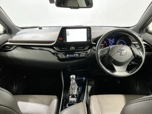 Toyota C-HR 8