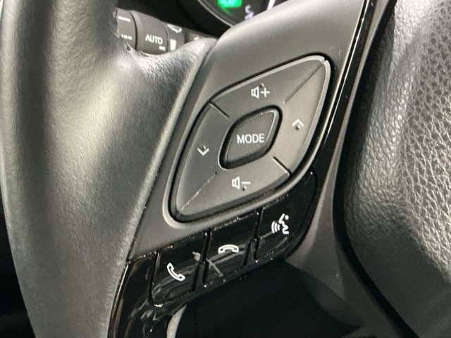 Toyota C-HR 10