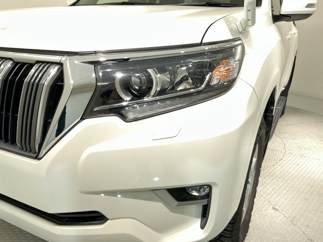 Toyota Land Cruiser Prado 7