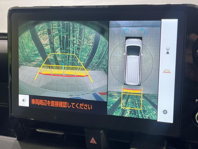 Toyota Voxy 4