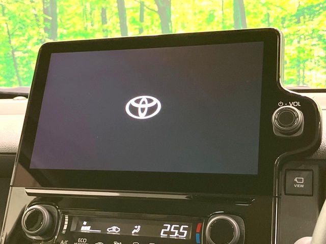 Toyota Sienta 4
