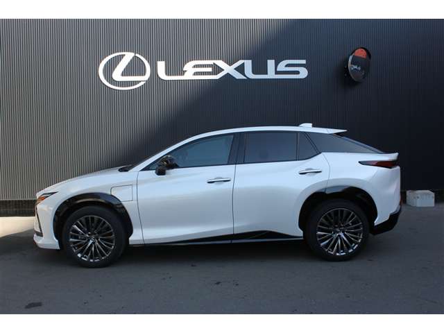 Lexus RZ 3