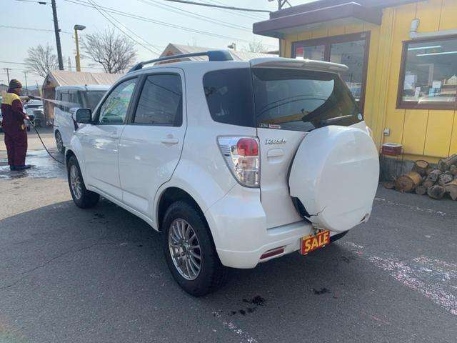 Toyota Rush 6