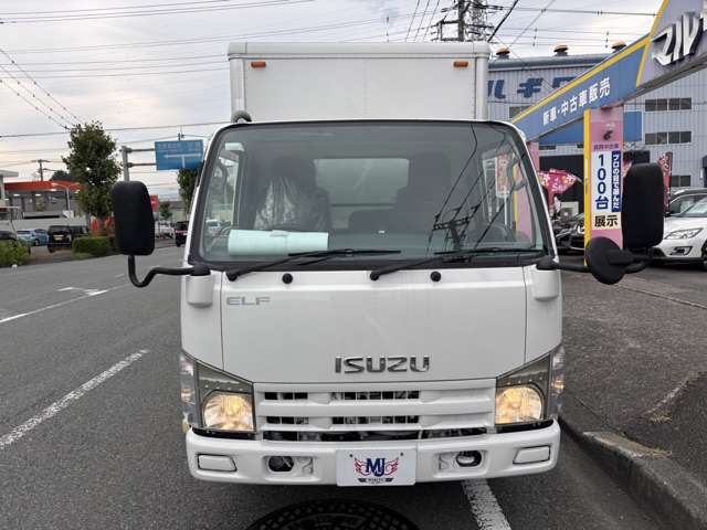 Isuzu Elf 2