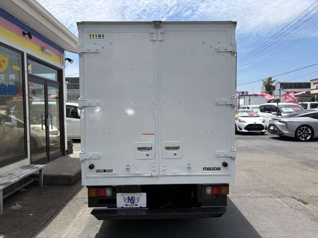 Mazda Bongo Truck 6