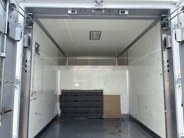 Mazda Bongo Truck 7