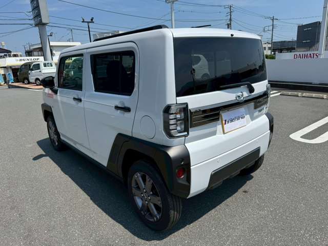 Daihatsu Taft 4