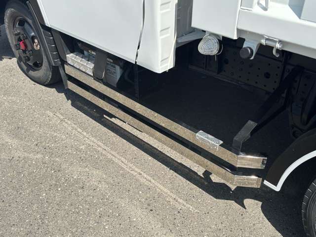 Mitsubishi Fuso Canter 11