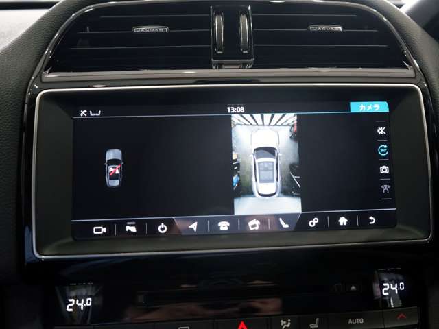 Jaguar F-Pace 5