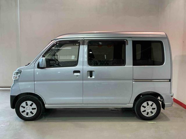 Daihatsu Hijet Cargo 8