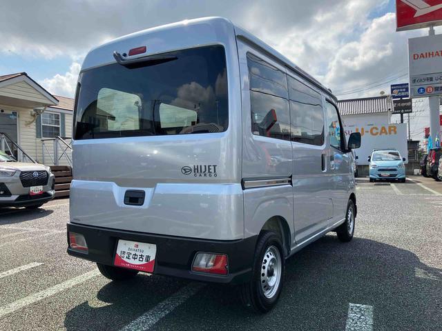 Daihatsu Hijet Cargo 7