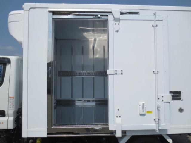 Mitsubishi Fuso Canter 11