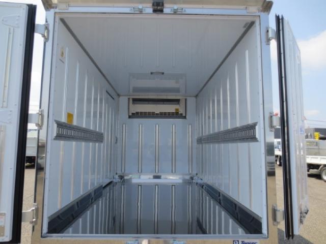 Mitsubishi Fuso Canter 10