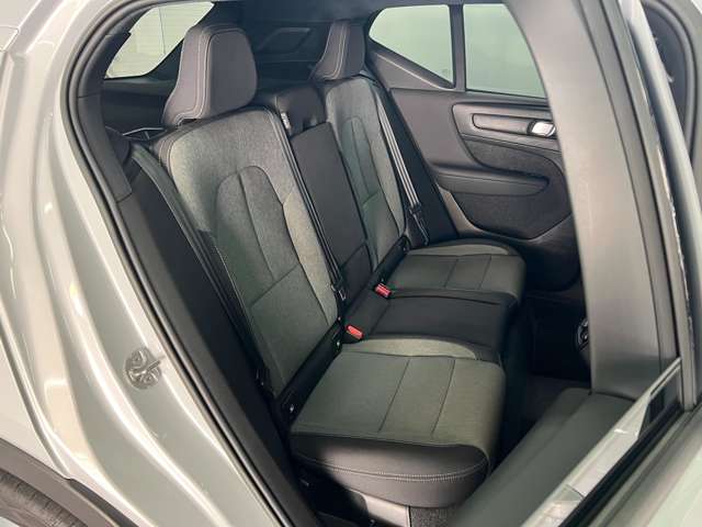 Volvo XC40 12