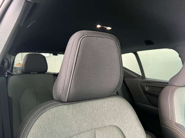 Volvo XC40 8