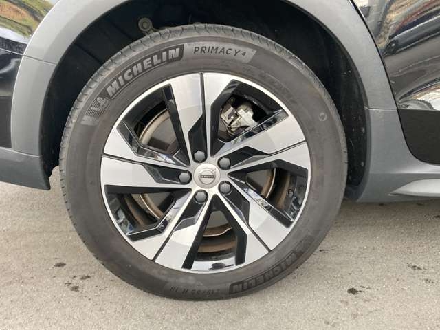 Volvo V60 Cross Country 5