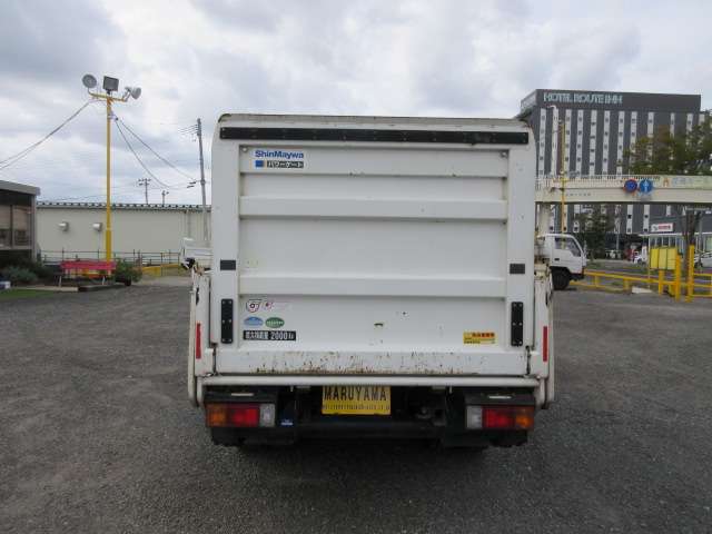 Hino Dutro 5