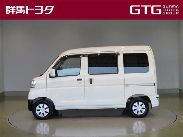 Daihatsu Hijet Cargo 2