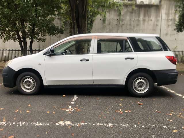 Nissan AD 8