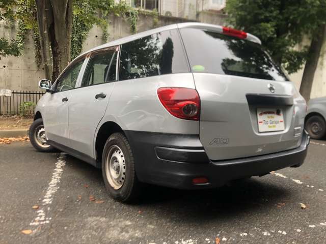 Nissan AD 6