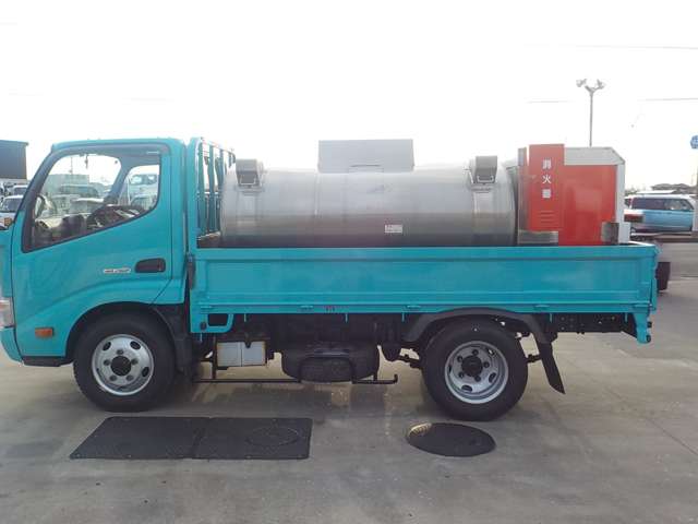 Hino Dutro 2