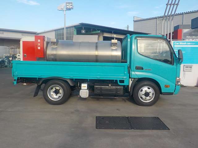 Hino Dutro 6