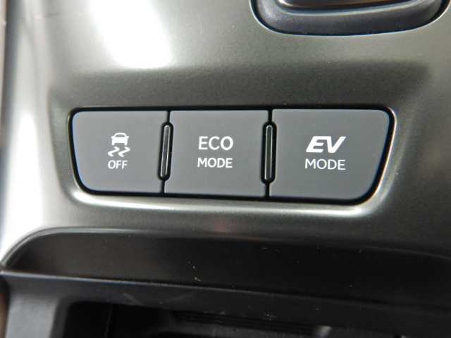 Lexus LBX 6