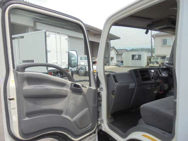 Isuzu Elf 3