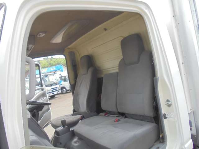 Isuzu Elf 5